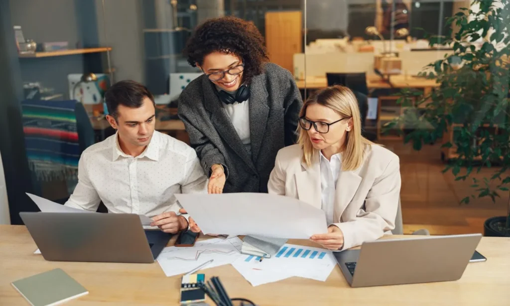 Lawyer liability insurance coverage protecting attorneys against legal malpractice claims and financial losses.